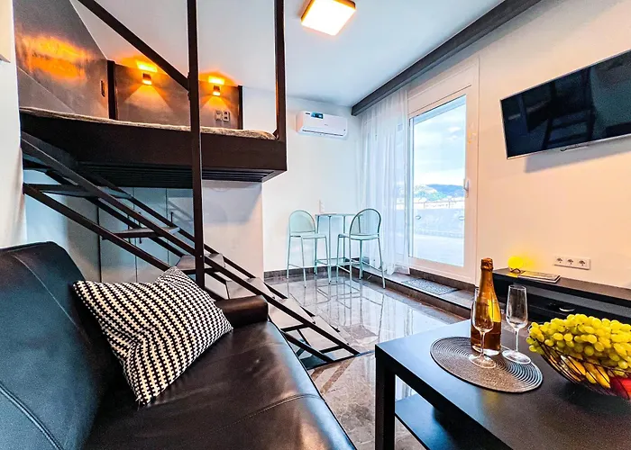 Stylish Suite Overlooking The Acropolis