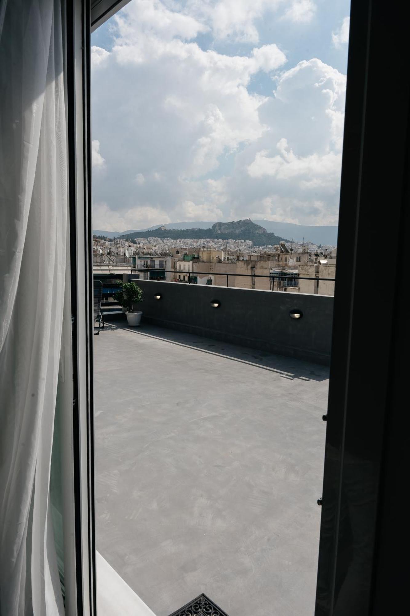 Apartment Stylish Overlooking The Acropolis Athens