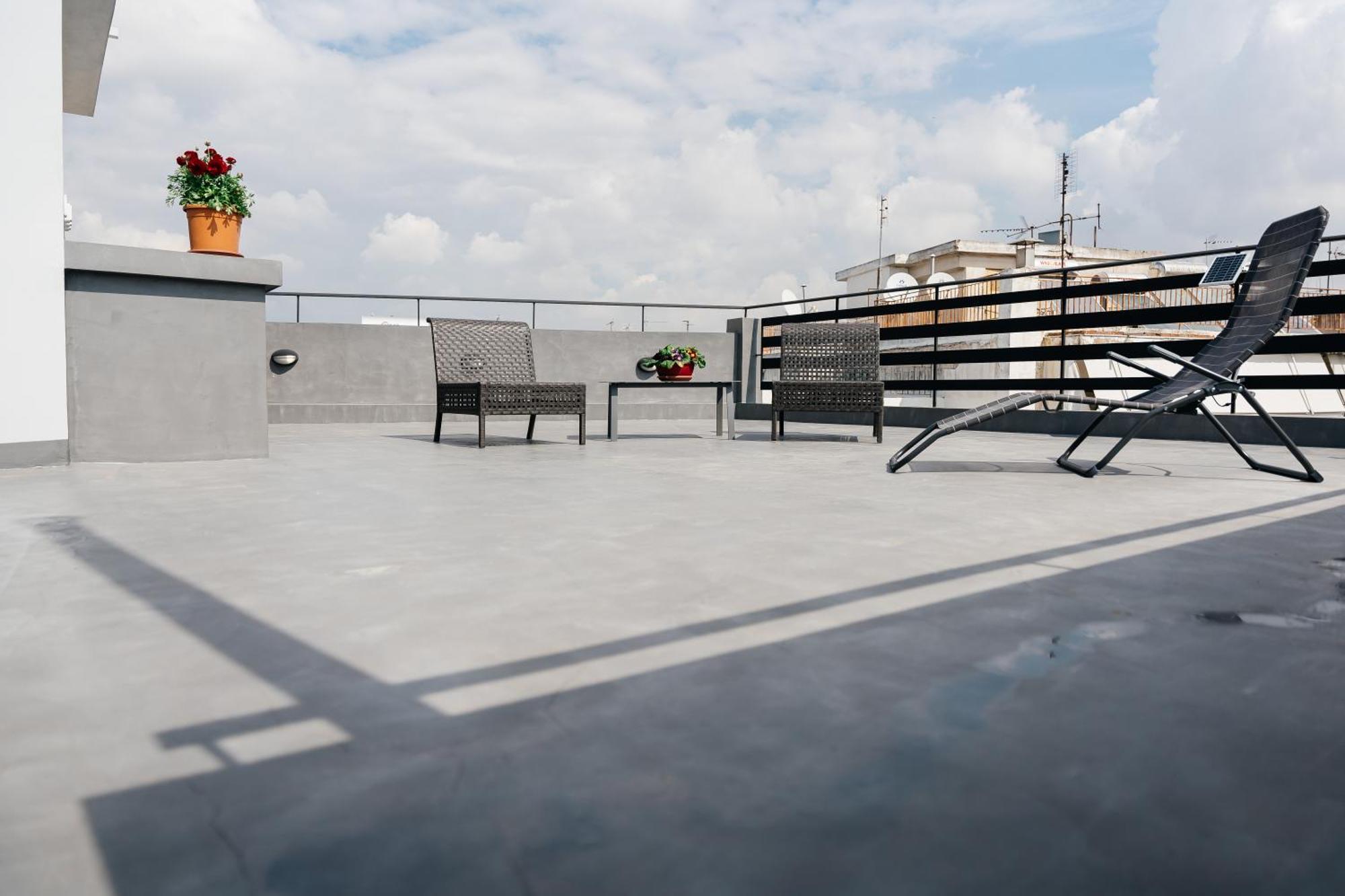Stylish Overlooking The Acropolis *